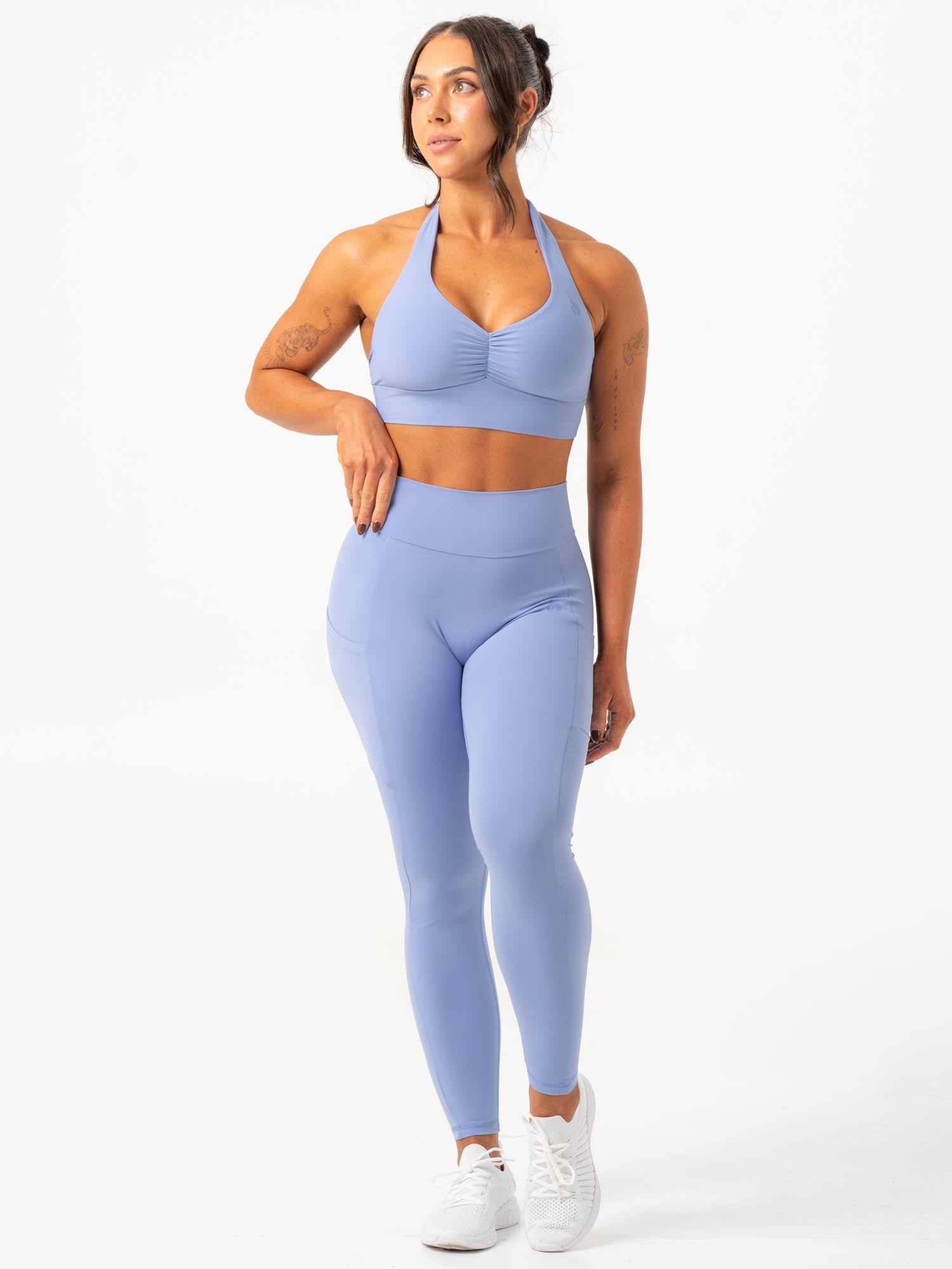 Leggings NKD V con bolsillo fruncido - Azul de ensueño