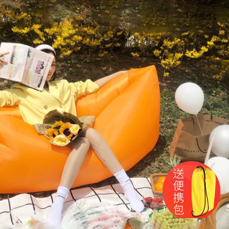 Sofá inflable portátil para relajarse en cualquier lugar 